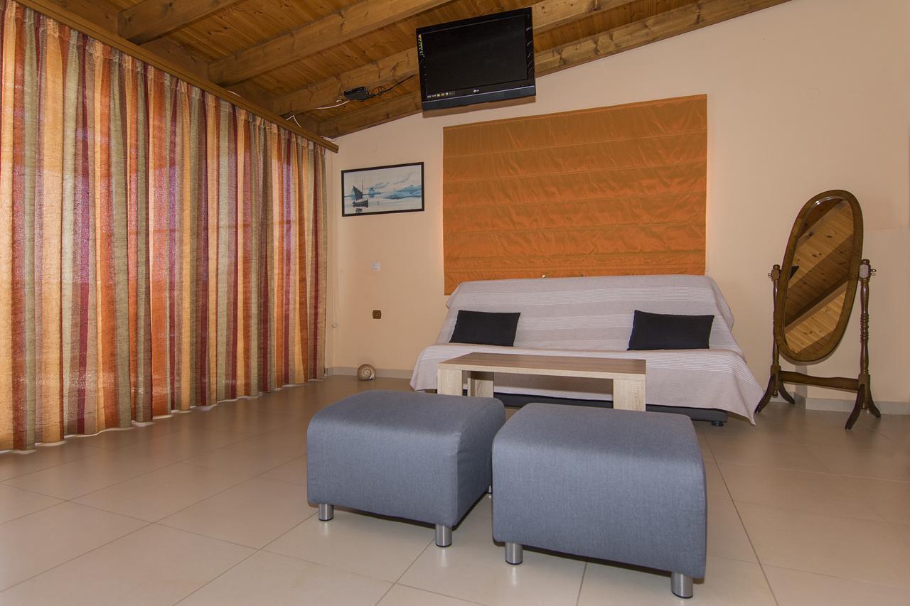 Poseidon Apartments โตโล ภายนอก รูปภาพ